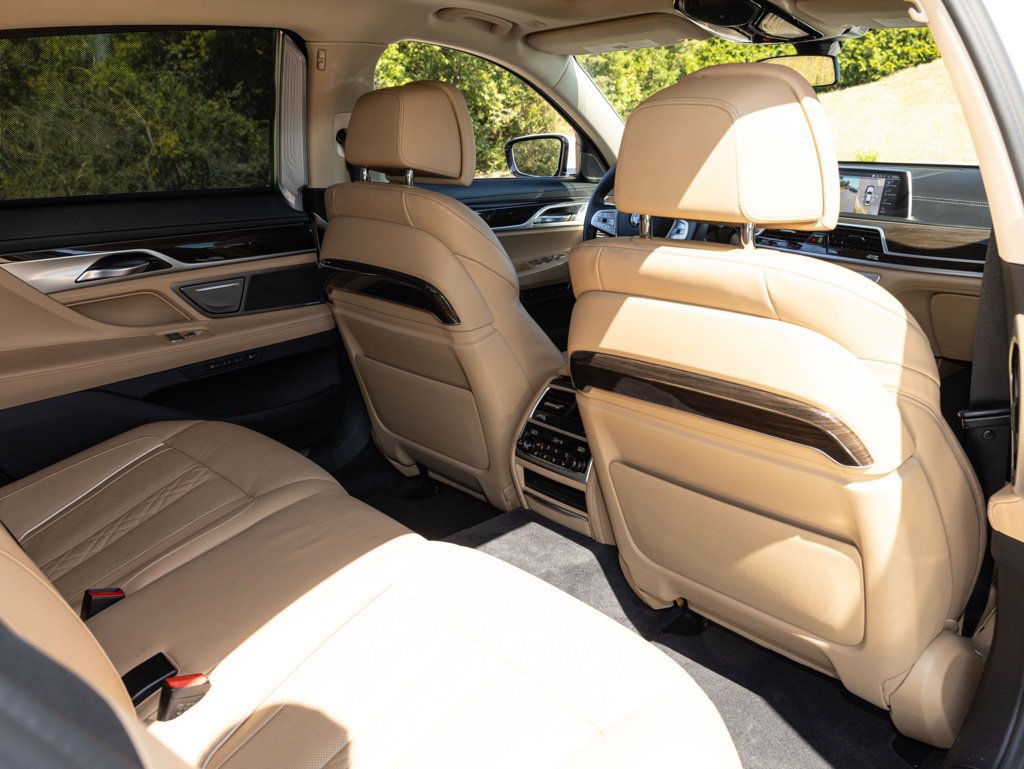 Used 2021 BMW 750i xDrive w/ Luxury Rear Seating Package AWD/4WD image 61
