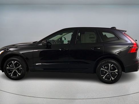 Used 2026 Volvo XC60 B5 Core AWD/4WD image 4