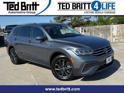 Used 2024 Volkswagen Tiguan SE