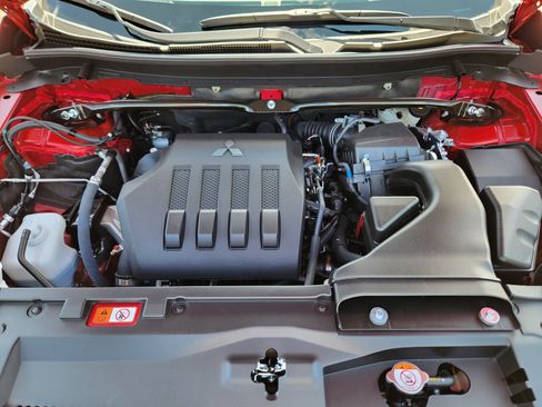 New 2025 Mitsubishi Eclipse Cross LE image 22