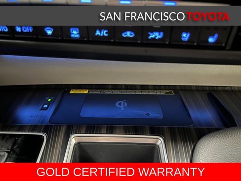 Certified 2021 Toyota Sienna Limited image 31