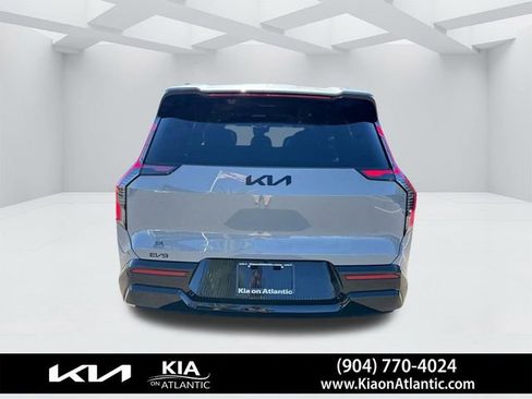 New 2026 Kia EV9 Land w/ Nightfall Edition Package image 11