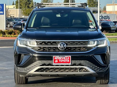 Used 2022 Volkswagen Taos SEL image 10