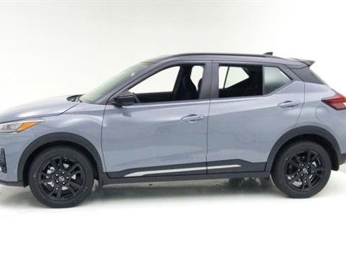 Certified 2023 Nissan Kicks SR image 5