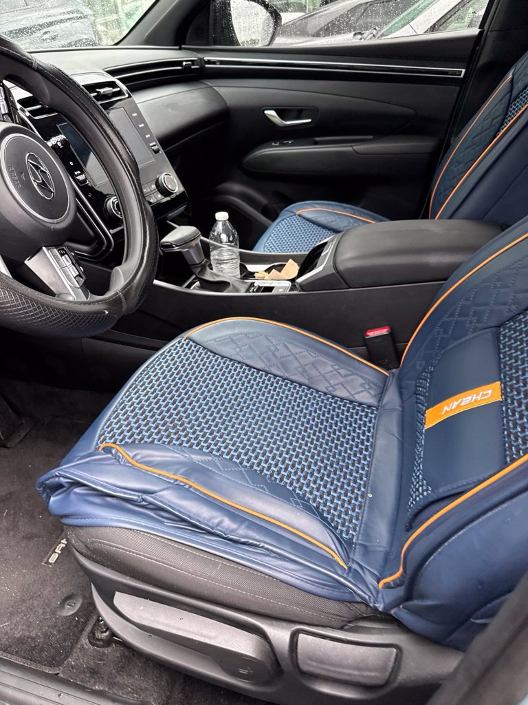Certified 2024 Hyundai Santa Cruz SE FWD image 9