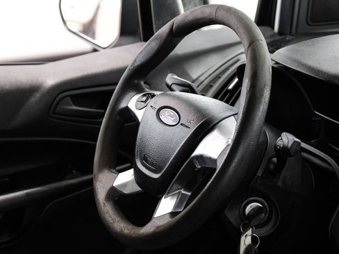Used 2016 Ford Transit Connect XL FWD image 10