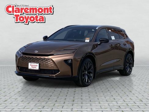 New 2026 Toyota Crown Signia image 1