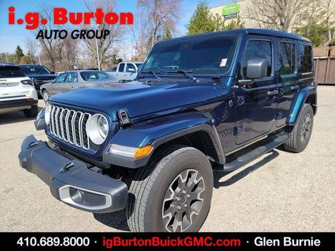 Used 2025 Jeep Wrangler Sahara w/ Safety Group image 3