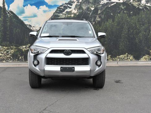 Used 2017 Toyota 4Runner TRD Off-Road Premium AWD/4WD image 5