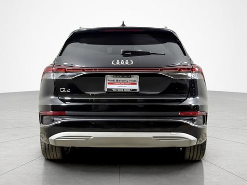 Used 2023 Audi Q4 e-tron Premium Plus w/ Premium Plus RWD image 4