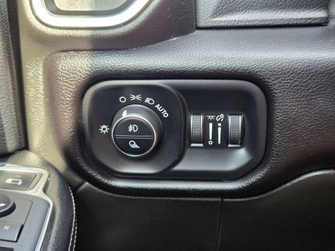 Used 2022 RAM 3500 Laramie AWD/4WD image 24