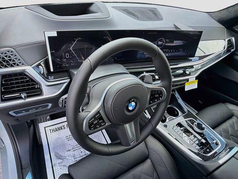 New 2027 BMW X7 xDrive40i w/ Executive Package AWD/4WD image 28