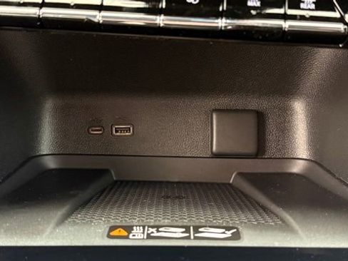 New 2026 Chevrolet Traverse RS image 44