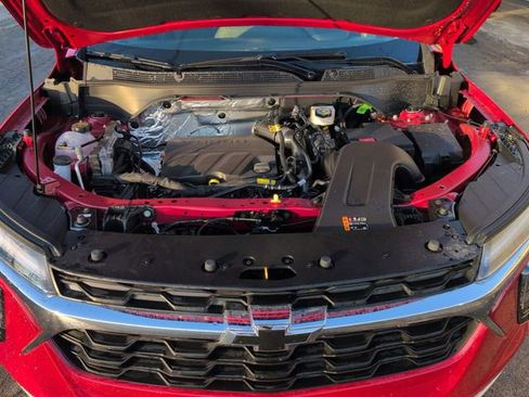 New 2026 Chevrolet Trax LT w/ Driver Confidence Package image 29