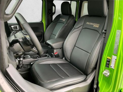 Used 2025 Jeep Wrangler Unlimited Rubicon 392 AWD/4WD image 23