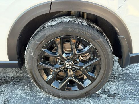 Used 2025 Honda HR-V Sport image 30