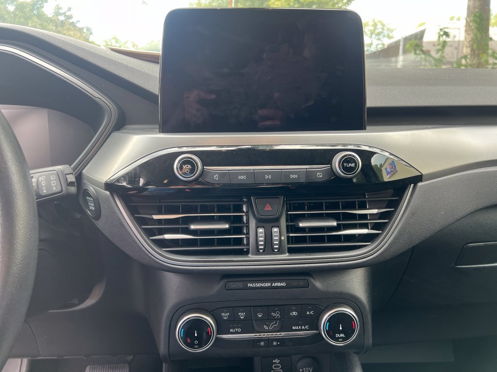 Used 2025 Ford Escape Active FWD image 17