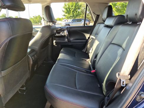 Used 2024 Toyota 4Runner TRD Off-Road Premium AWD/4WD image 34
