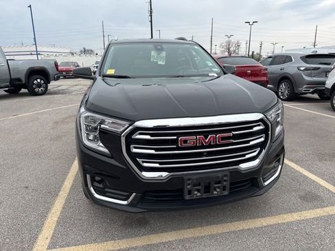 Used 2022 GMC Terrain SLT w/ Infotainment Package II image 5