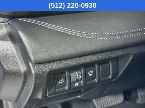 Used 2025 Subaru Outback Touring XT w/ Tech Package 3 AWD/4WD image 11