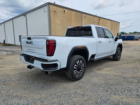New 2026 GMC Sierra 2500 Denali Ultimate AWD/4WD image 6