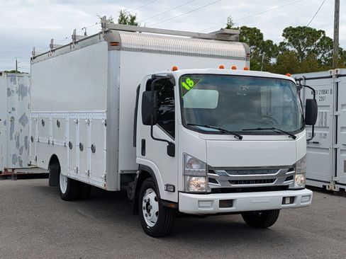 Used 2018 Isuzu NPR RWD image 2