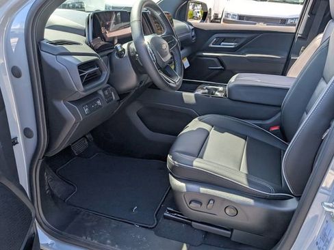 New 2026 Chevrolet Silverado EV LT image 5