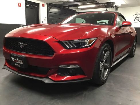 Used 2016 Ford Mustang Convertible w/ Equipment Group 051A RWD image 16
