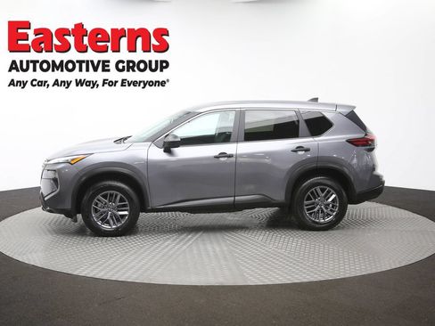 Used 2024 Nissan Rogue S AWD/4WD image 59