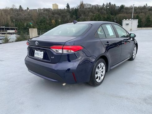 Certified 2022 Toyota Corolla LE image 12