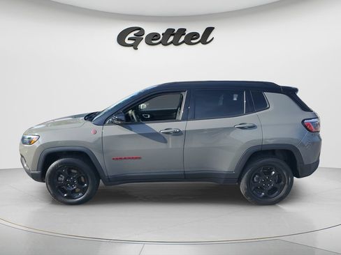 Used 2023 Jeep Compass Trailhawk AWD/4WD image 8