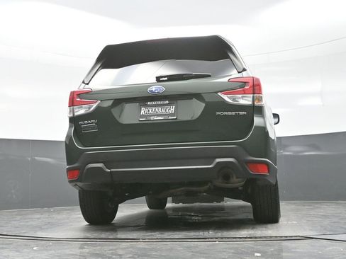 Used 2024 Subaru Forester Premium image 27