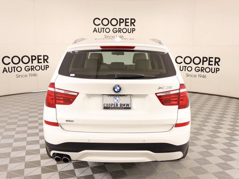 Used 2017 BMW X3 sDrive28i RWD image 21