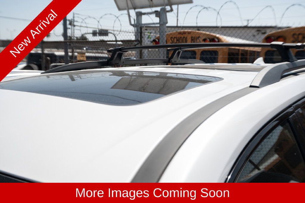 Used 2023 Chevrolet Traverse Premier w/ Redline Edition AWD/4WD image 9