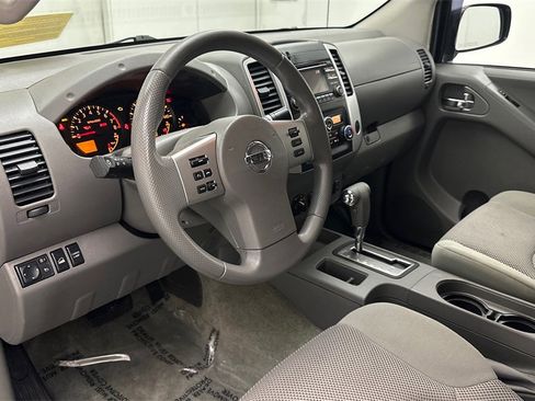 Used 2014 Nissan Frontier SV w/ SV Value Truck Package image 18