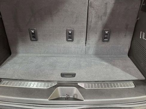 Used 2023 GMC Yukon Denali Ultimate AWD/4WD image 21