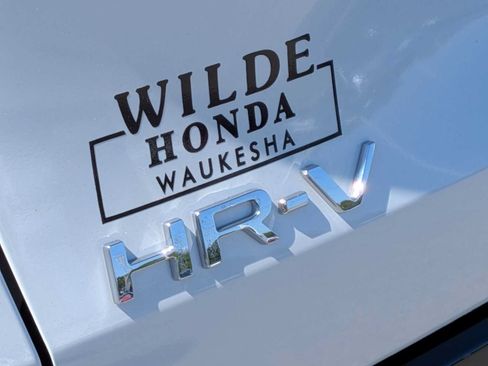 Certified 2024 Honda HR-V EX-L image 11