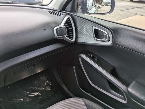 Used 2022 Kia Soul LX w/ Technology Package FWD image 18