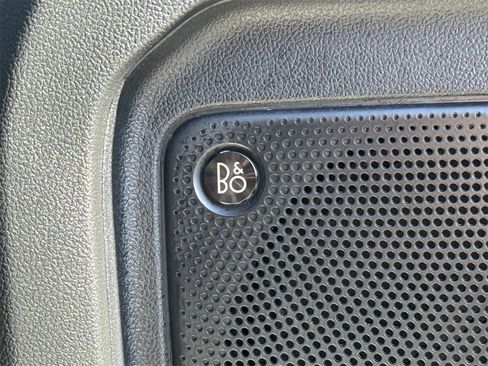 Used 2022 Ford Escape Titanium w/ Titanium Elite Package image 34