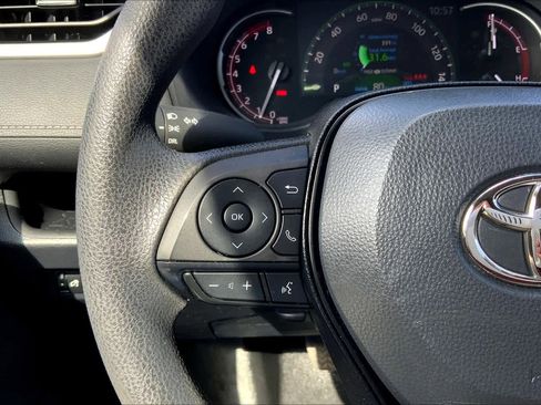 Certified 2023 Toyota RAV4 LE image 23