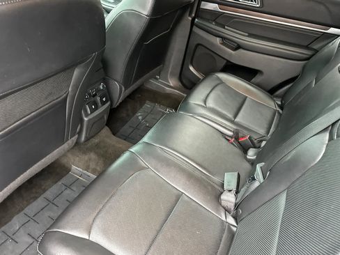 Used 2016 Ford Explorer Limited AWD/4WD image 4