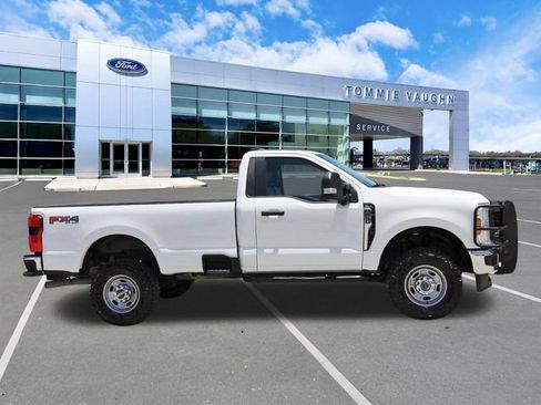 Used 2023 Ford F250 XL w/ 360-Degree Camera Package AWD/4WD image 5