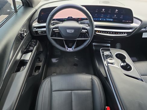 Used 2024 Cadillac Lyriq Sport w/ LPO, Floor Liner Package AWD/4WD image 13