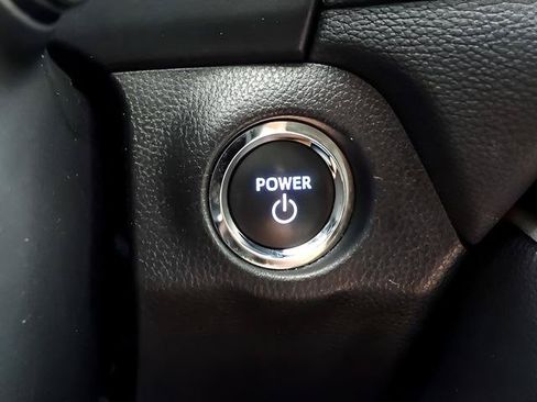 Certified 2025 Toyota RAV4 XLE AWD/4WD image 15
