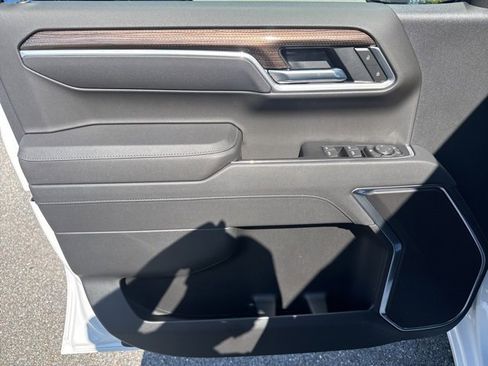 New 2026 Chevrolet Silverado 1500 LT image 10