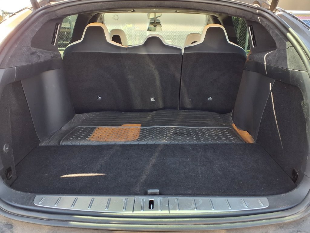 Used 2019 Tesla Model X Performance AWD/4WD image 18