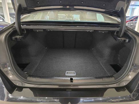 Used 2025 BMW i5 xDrive40 w/ Premium Package image 14