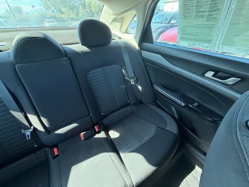 Used 2025 Kia K5 LXS FWD image 31