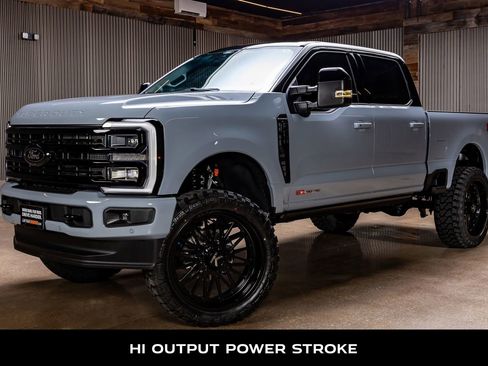 Used 2026 Ford F250 Platinum image 5