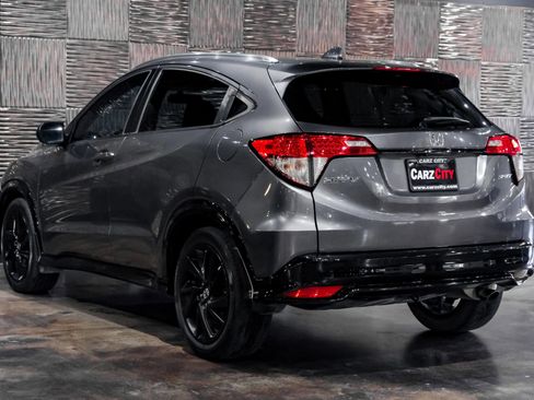 Used 2022 Honda HR-V Sport image 11